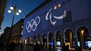 科比的第一个三连冠是抱奥胖大腿？极端傻密的可笑言论